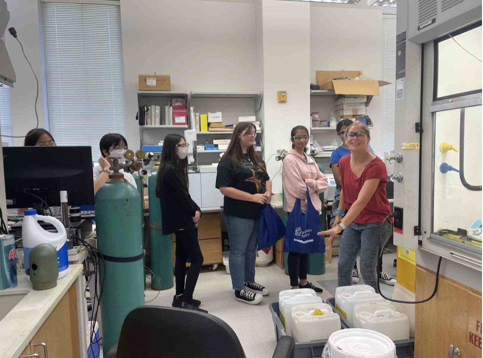 Figure 2:  Girls participating in the 2022 GEMS Summer Program toured the lab facilities of NEWT researcher, Dr. Pedro Alvarez